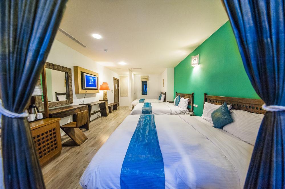 Seasons Bali Fashion Inn Kenting Exterior foto